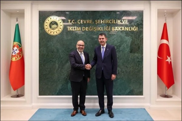 Portekizli Bakan deprem bölgesindeki çalışmalara hayran kaldı! 'Yaptıklarınız tek kelimeyle şahane'